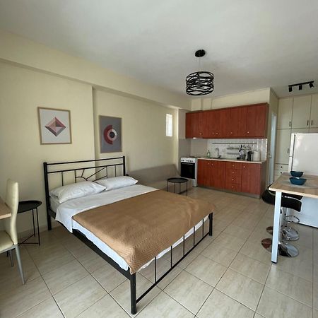 Cozy Apartment Of Chalkida Exterior photo